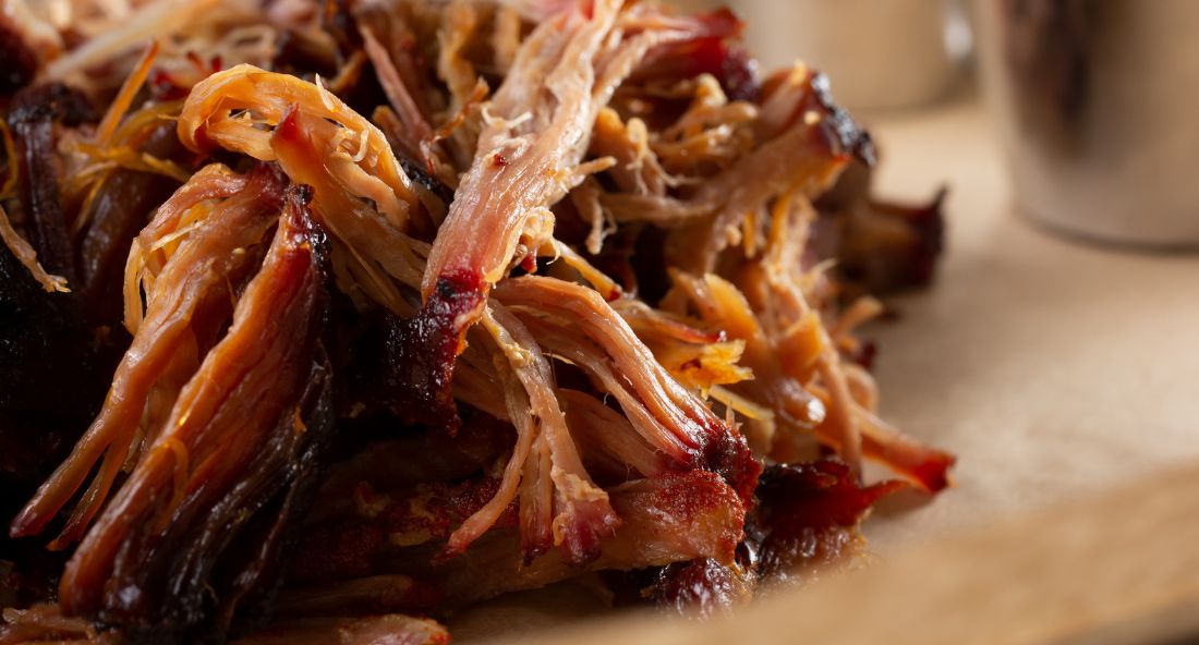 Slow Cooker Pulled Pork with Bacon